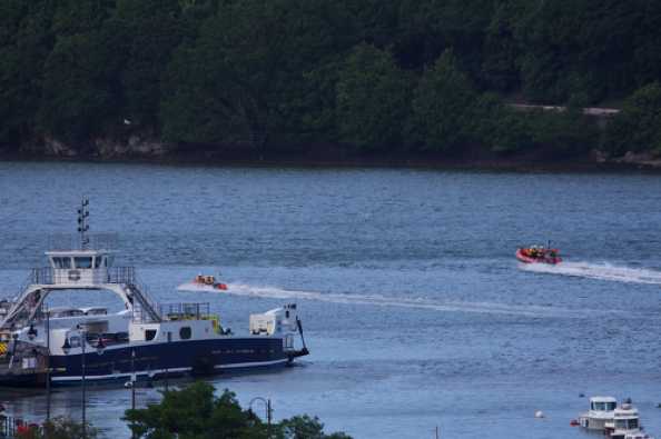 05 July 2020 - 17-05-58
Both DART RNLI lifeboats head upriver to assist following a report that a tender was sinking. The crews were initially told of four people in the water - turned out there had been seven, three had got to shore.
-------------------------------
DART RNLI Launch 437 to Sharpham